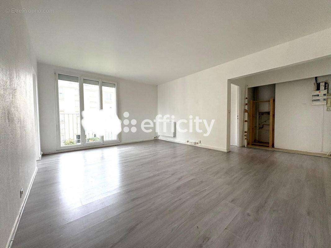 Appartement à TAVERNY
