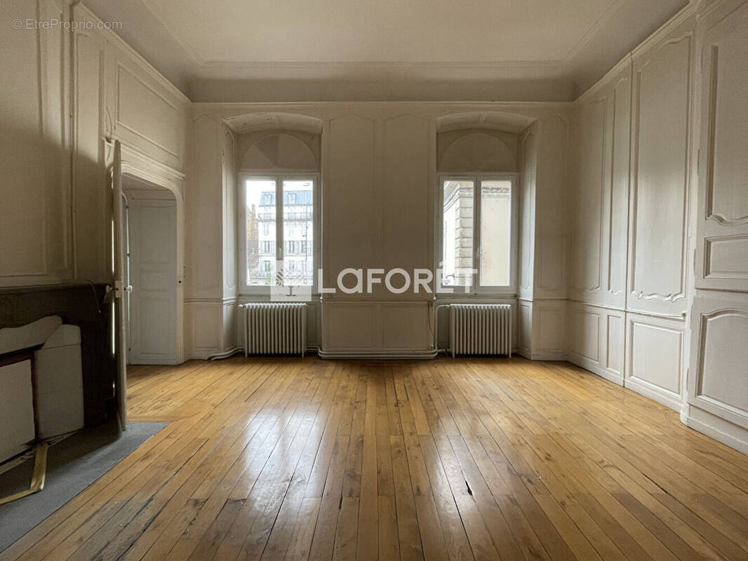 Appartement à LONS-LE-SAUNIER