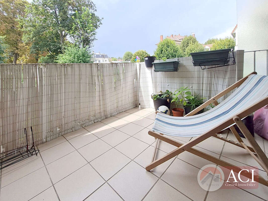 Appartement à GROSLAY