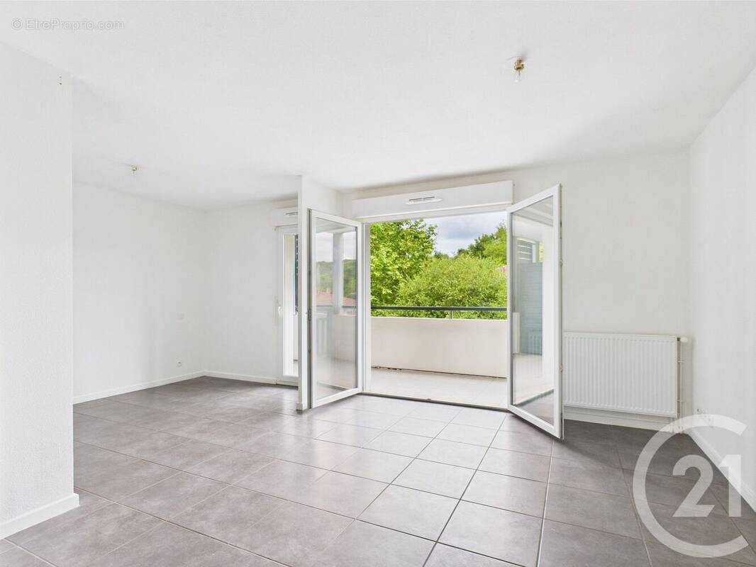 Appartement à USTARITZ