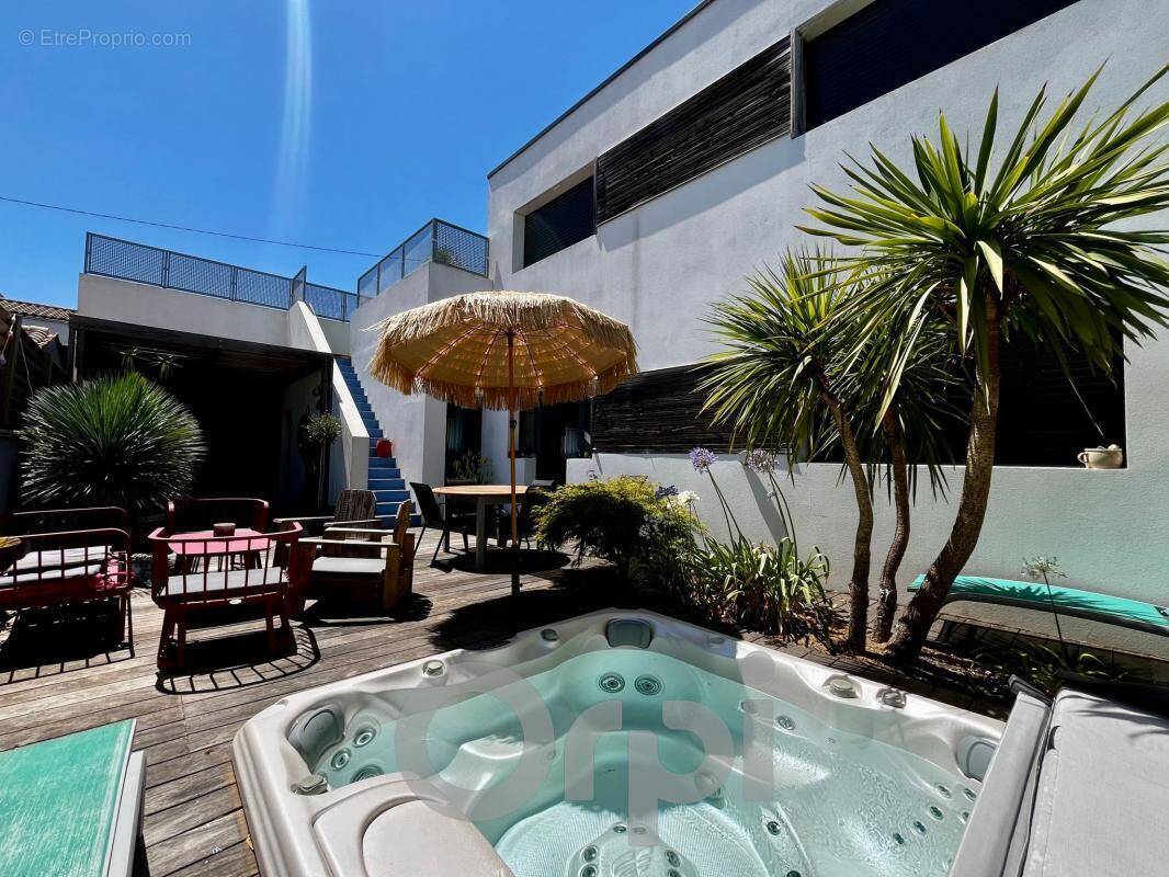 Maison à LA ROCHELLE