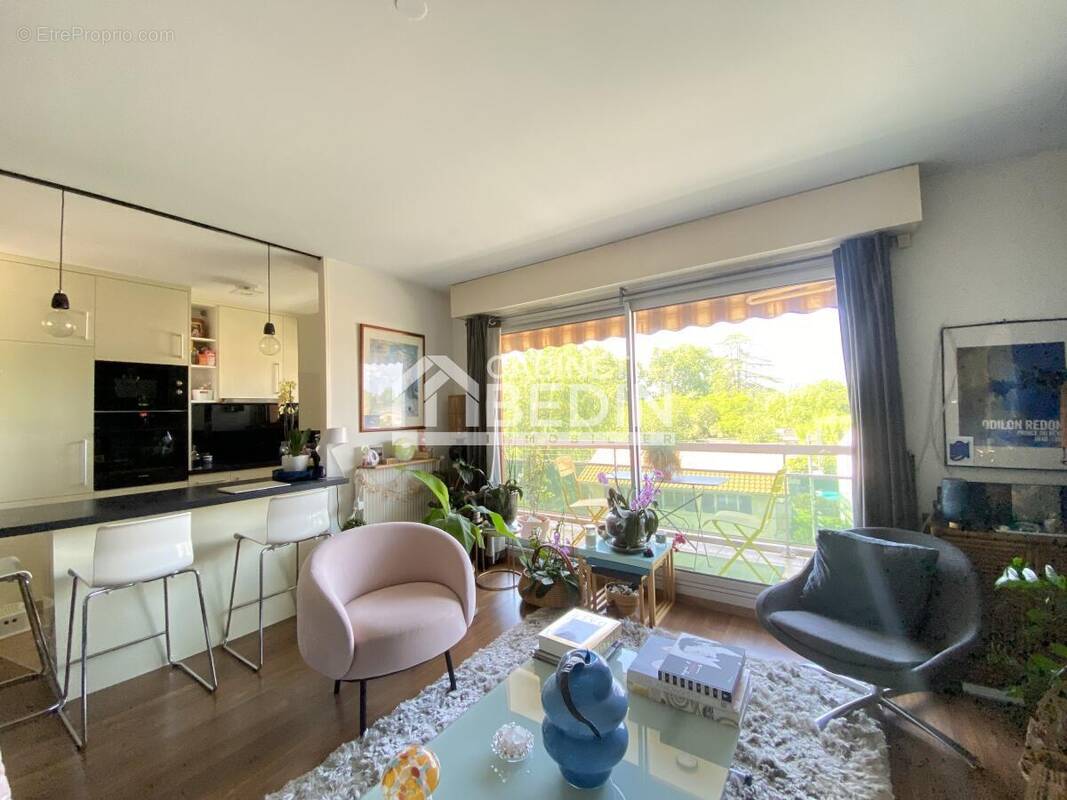 Appartement à BORDEAUX