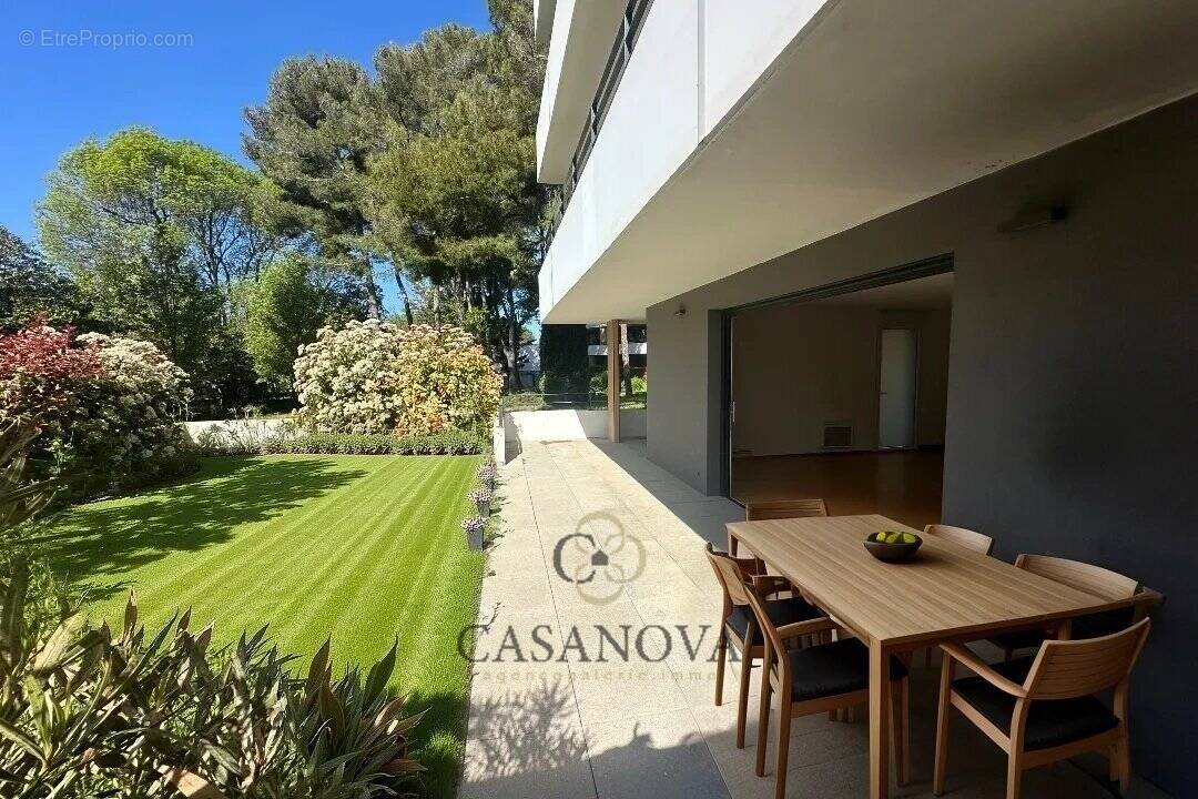 Appartement à SAINT-JEAN-DE-VEDAS