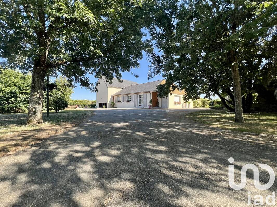 Photo 1 - Maison à BONCHAMP-LES-LAVAL
