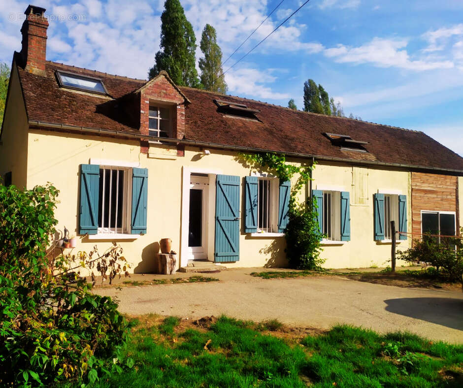Maison à COURTENAY