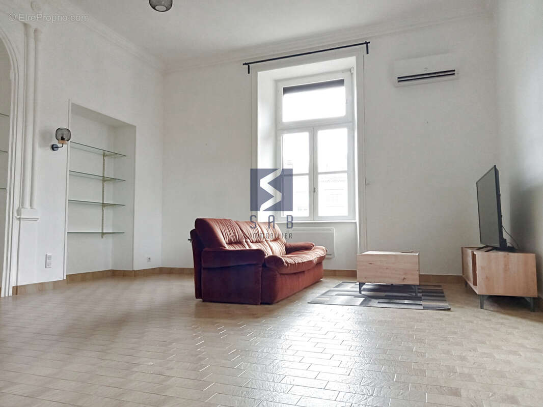 Appartement à BEAUCHASTEL