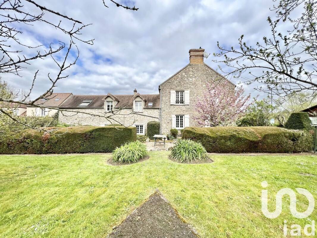 Photo 1 - Maison à SAINT-CYR-SOUS-DOURDAN