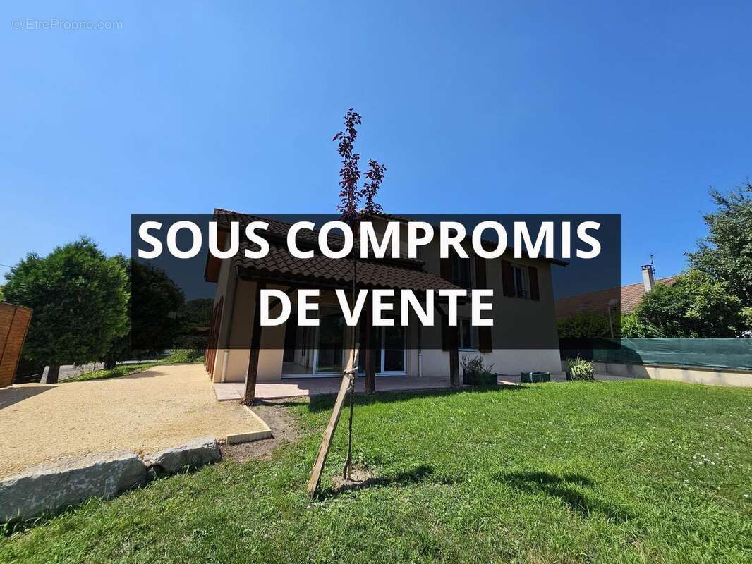 Maison à RIVES