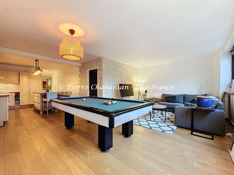 Appartement à SAINT-JULIEN-EN-GENEVOIS