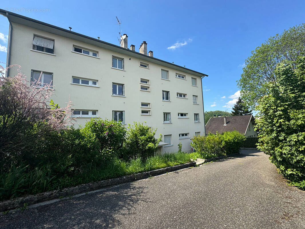 Appartement à LONS-LE-SAUNIER