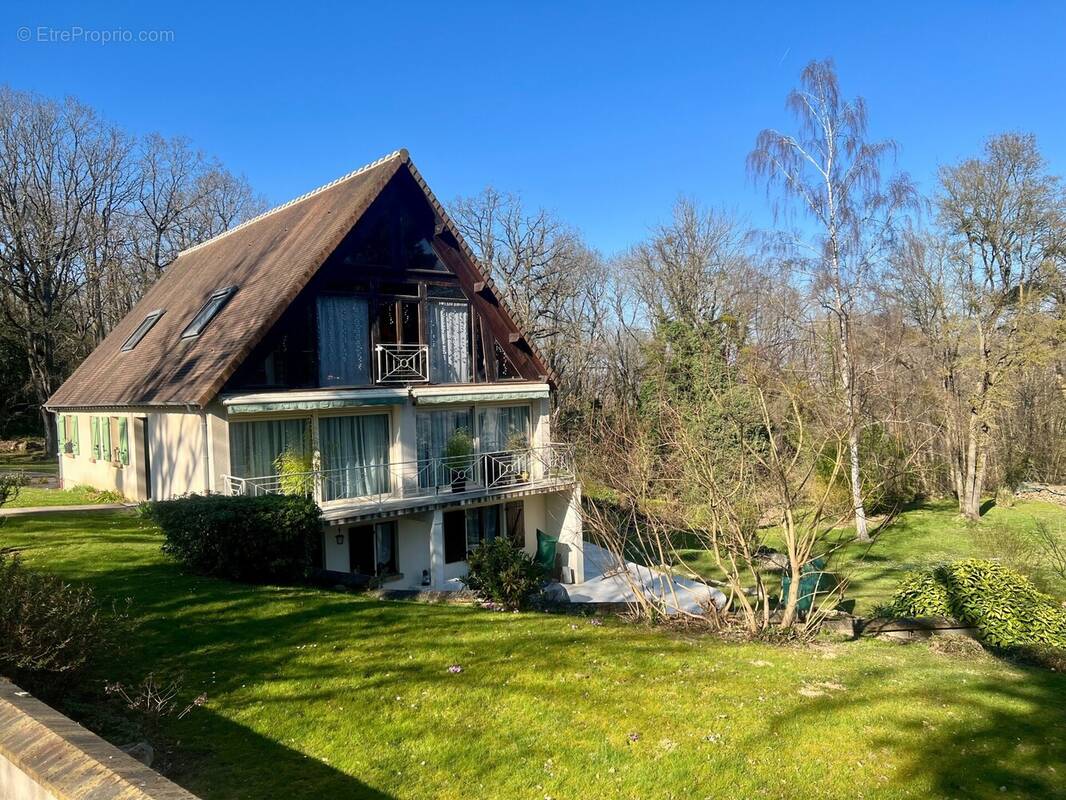 Maison à JANVILLE-SUR-JUINE