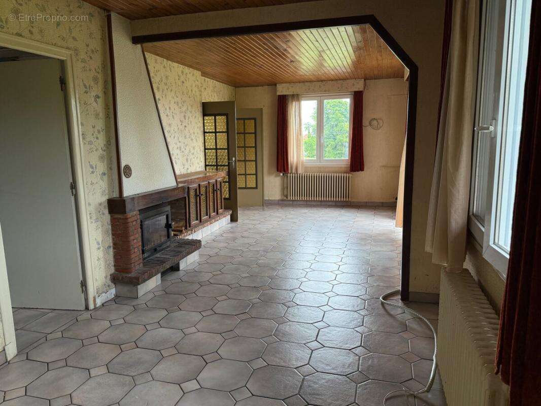 Maison à GRIEGES