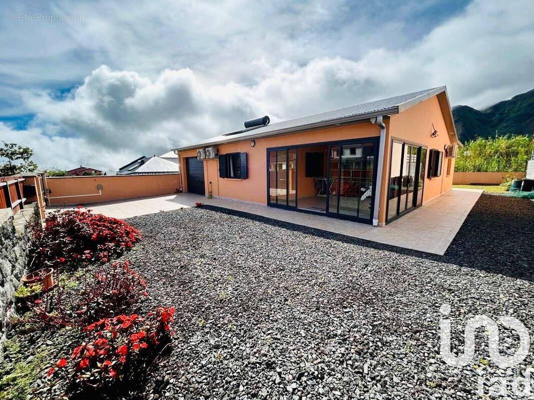 Photo 1 - Maison à LA PLAINE-DES-PALMISTES