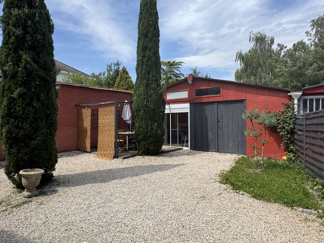 Appartement à CRAPONNE