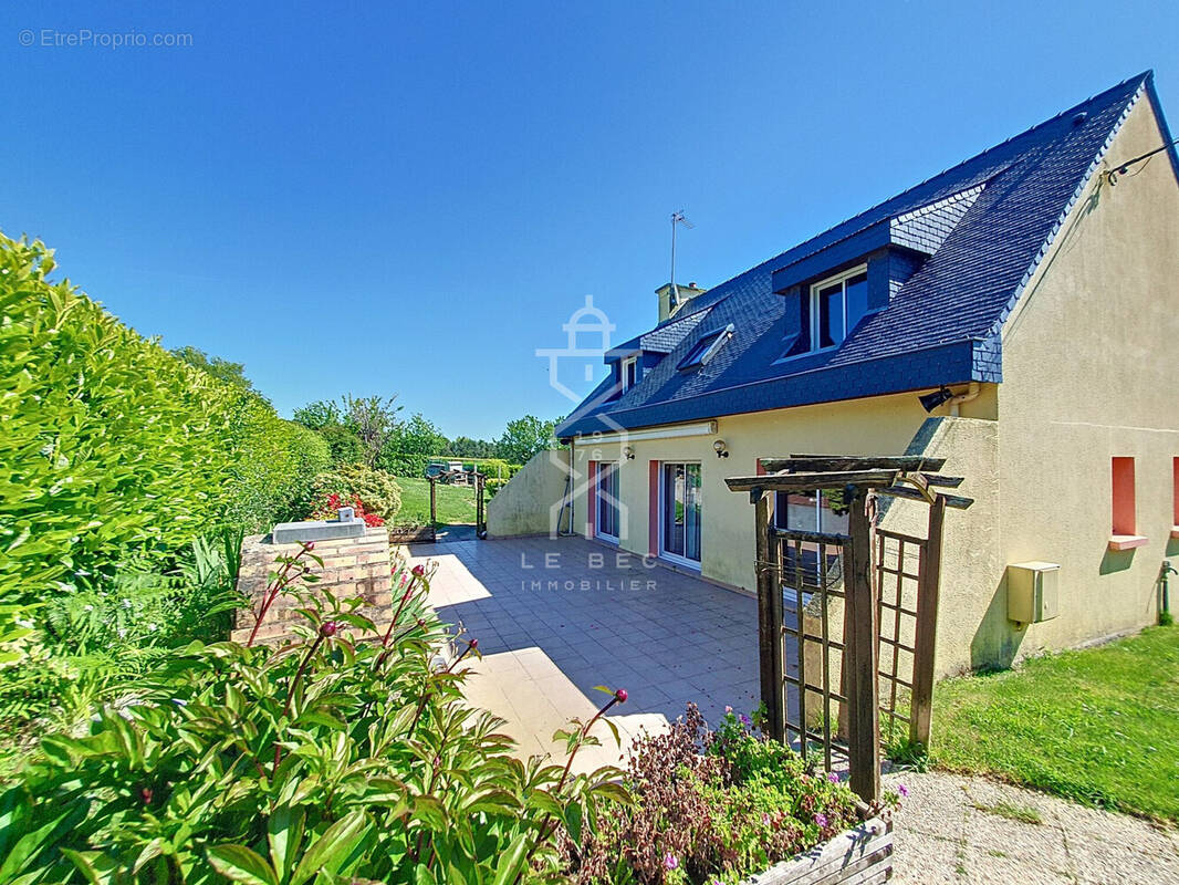 Maison à CAUDAN