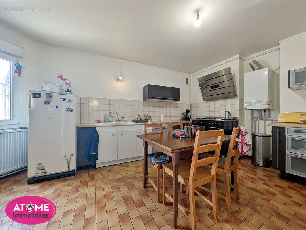 Appartement à AUBOUE