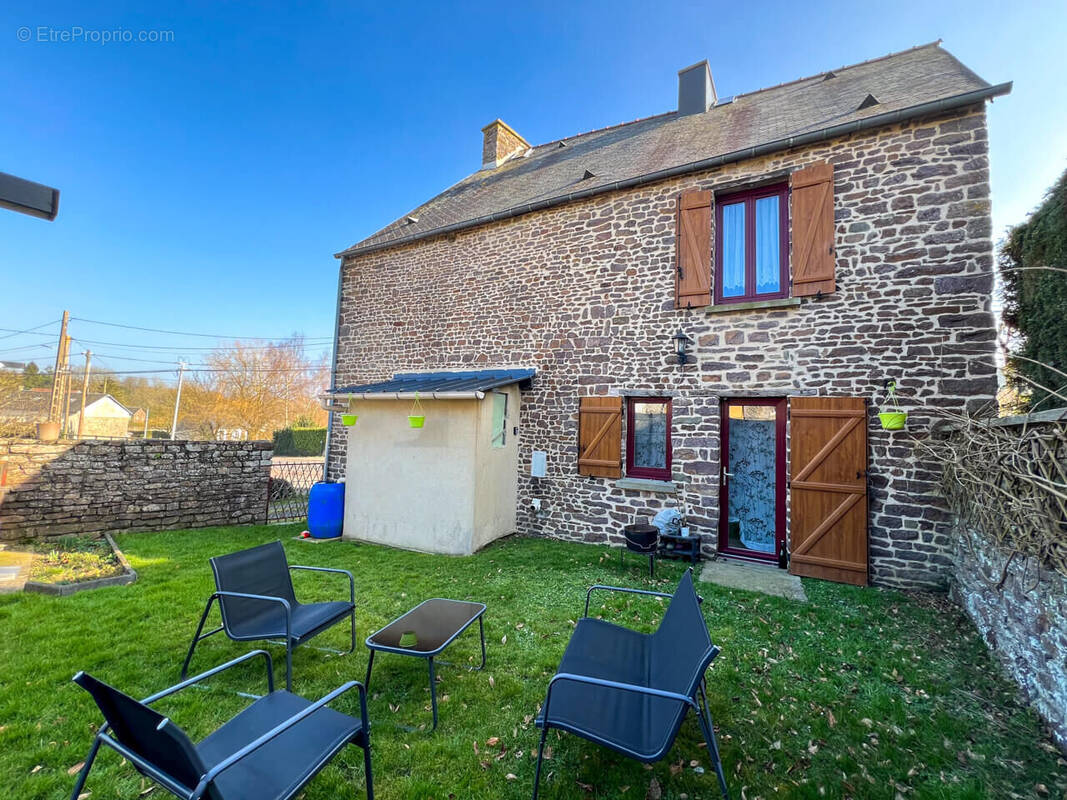Maison à CLECY