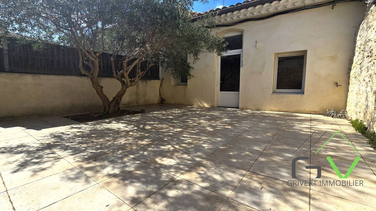 Maison à NIMES