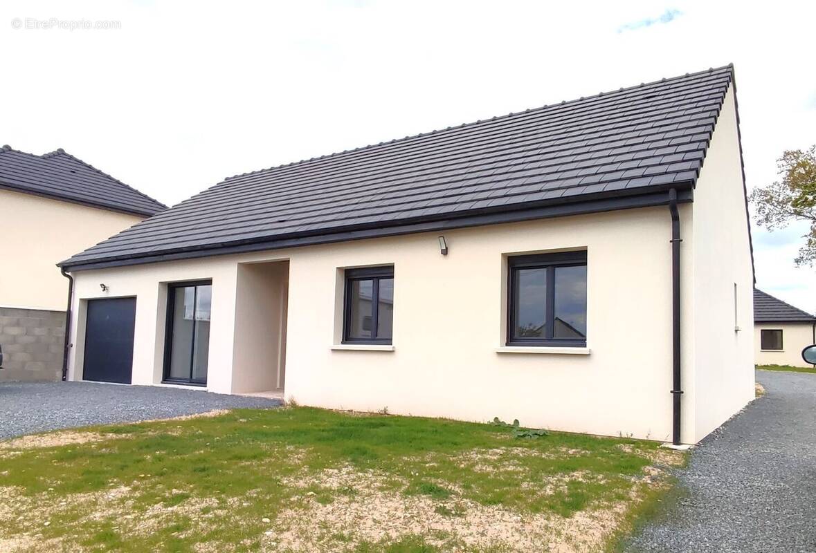 Maison à VILLEMANDEUR