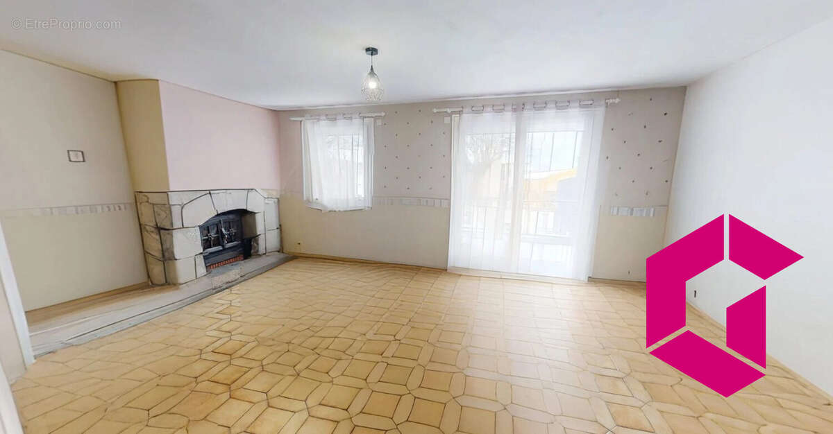 Maison à SAINTE-SIGOLENE