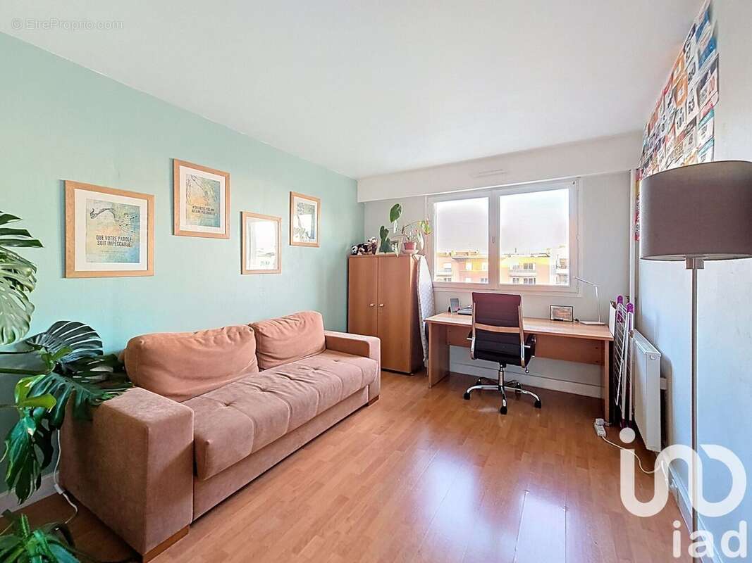 Photo 8 - Appartement à SURESNES