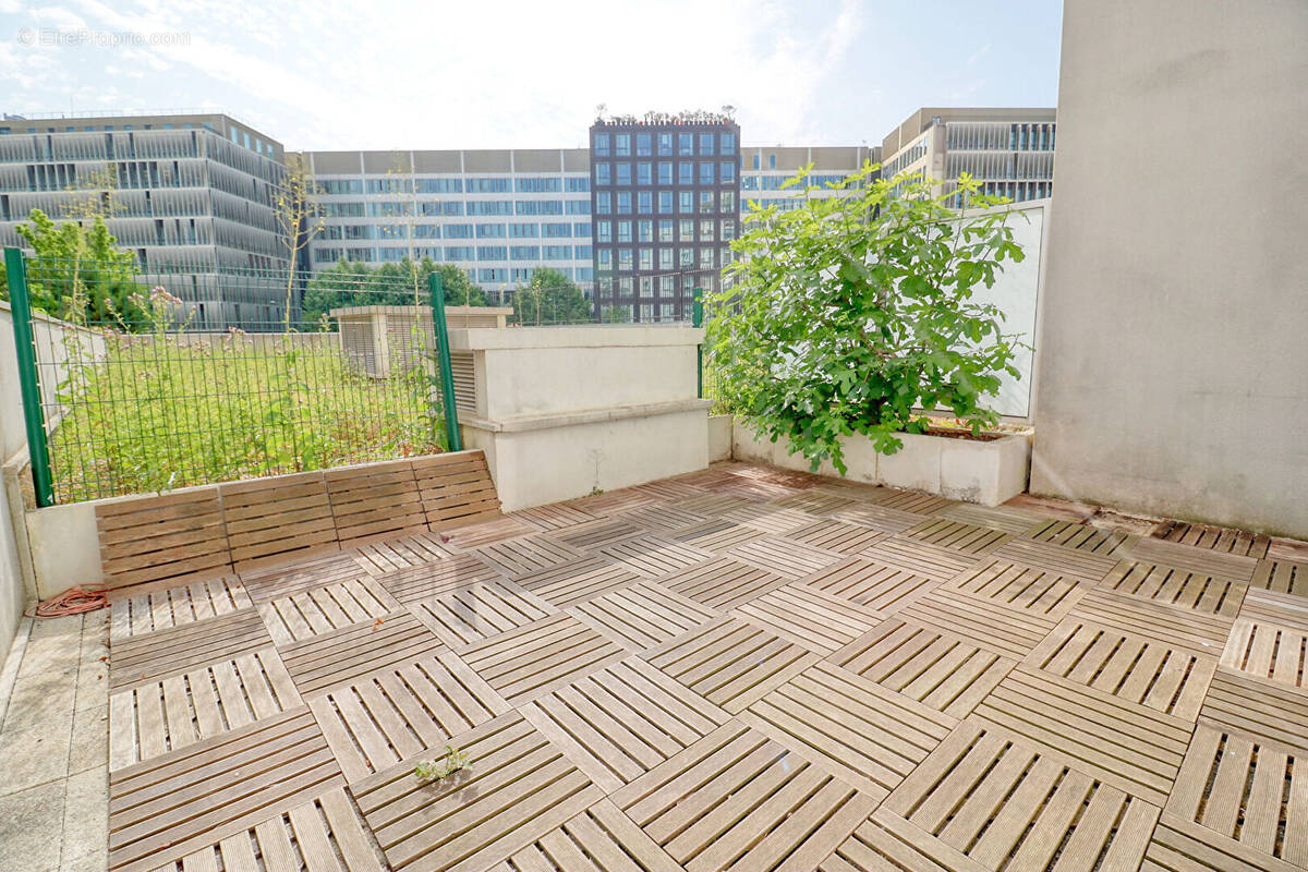 Appartement à MONTROUGE