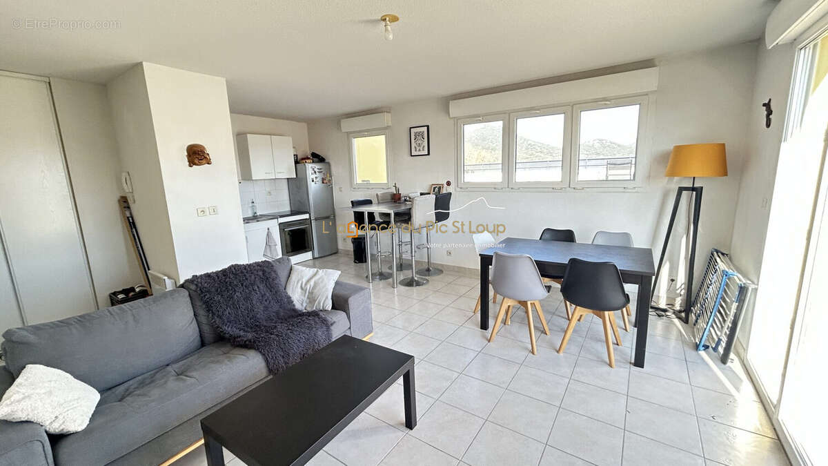 Appartement à SAINT-MATHIEU-DE-TREVIERS