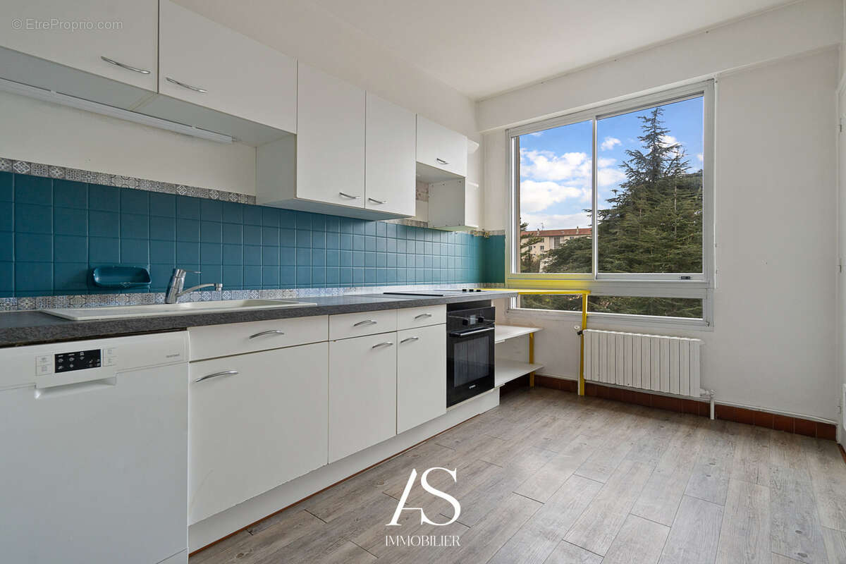 Appartement à LYON-5E