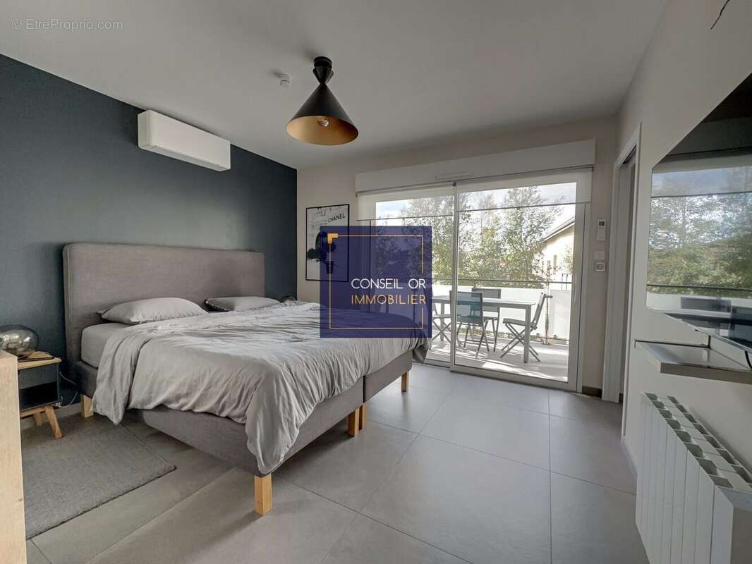 Appartement à SAINT-GENIS-LAVAL