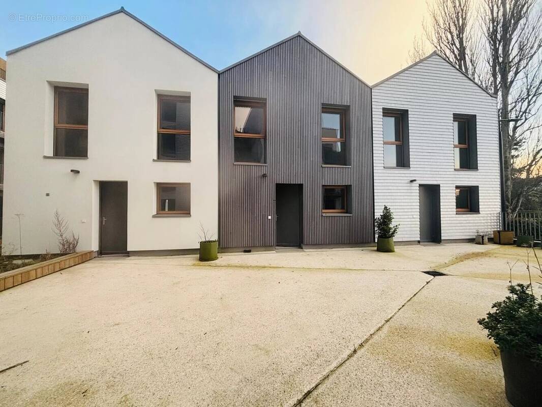 Maison à NOISY-LE-GRAND