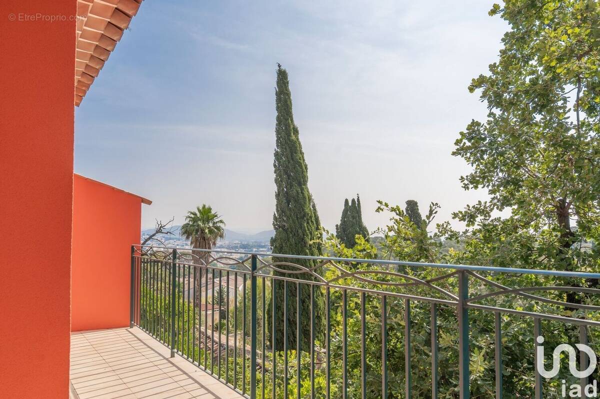 Photo 1 - Maison à HYERES