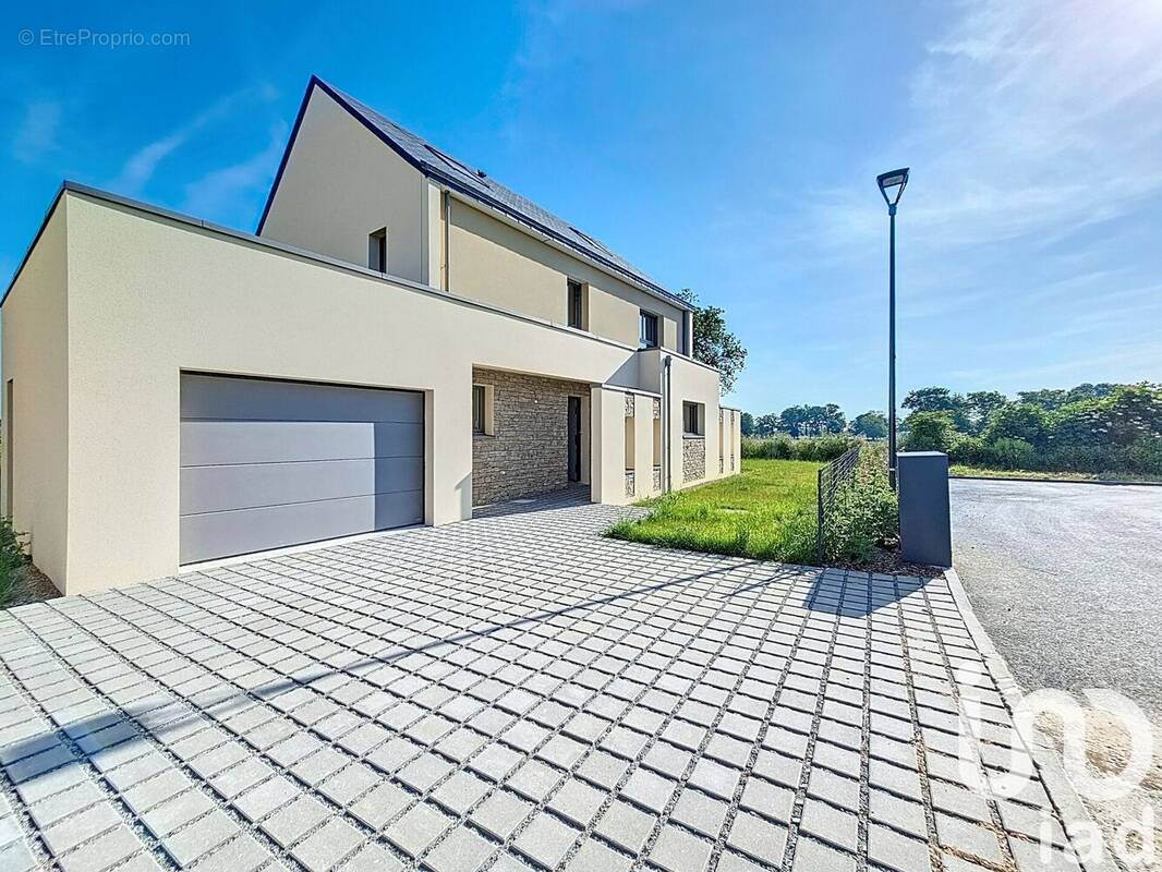 Photo 1 - Maison à MORDELLES