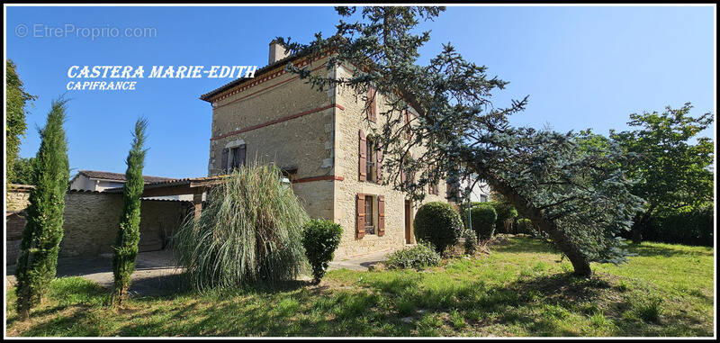 Maison à PAVIE