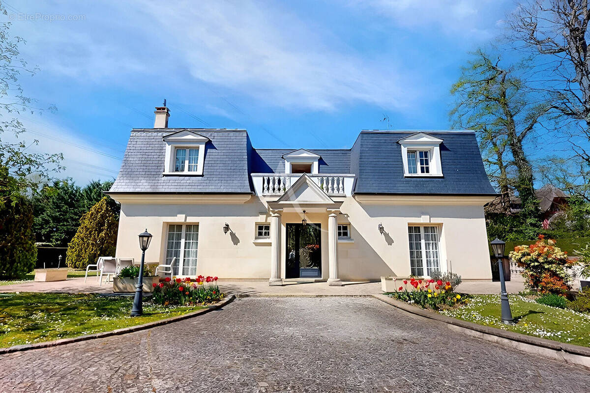 Maison à POMPONNE