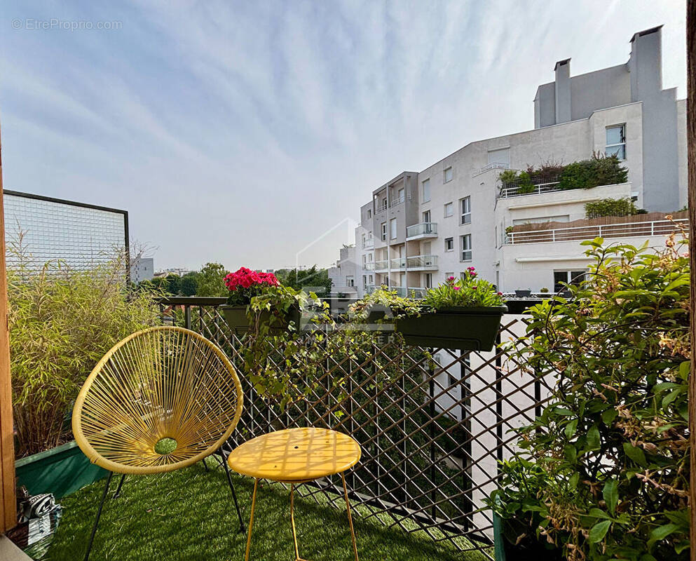Appartement à LEVALLOIS-PERRET