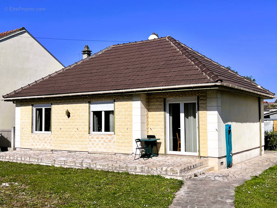 Maison à LE BLANC-MESNIL