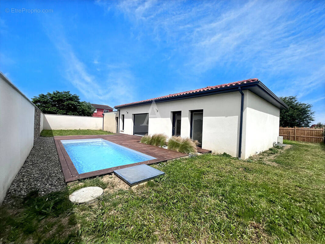 Maison à MERVILLE
