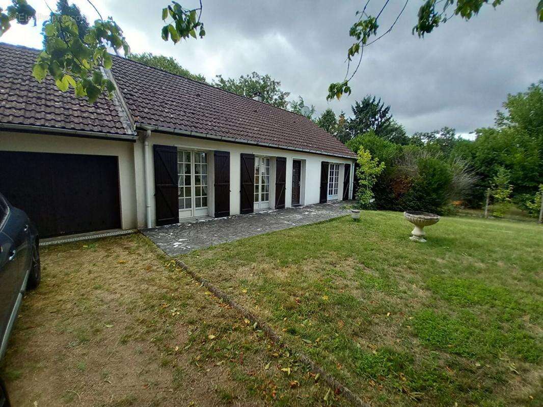 Maison à CHATRES-SUR-CHER