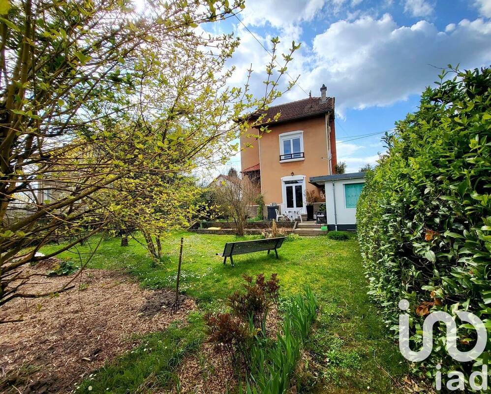 Photo 1 - Maison à SAINT-GENIX-SUR-GUIERS