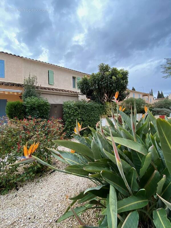 Maison à LA LONDE-LES-MAURES