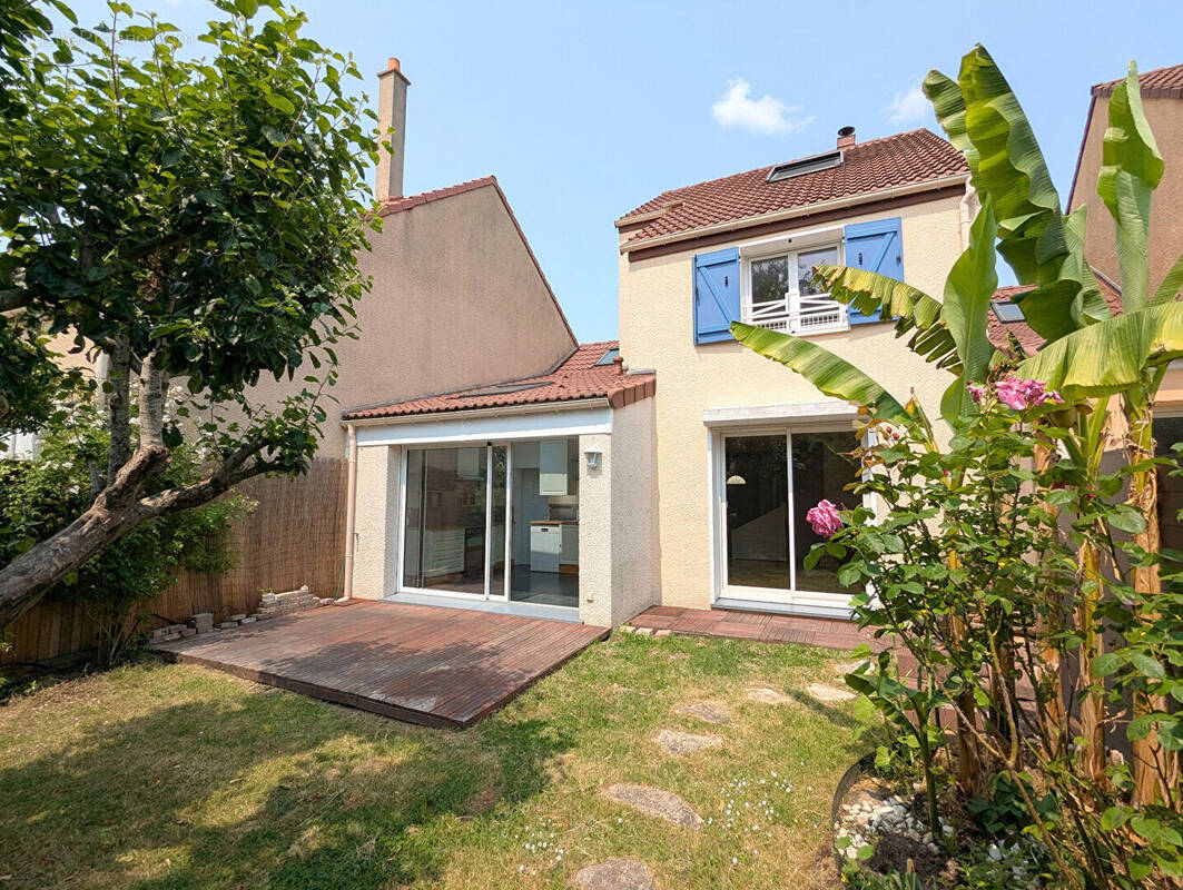 Maison à MONTIGNY-LE-BRETONNEUX