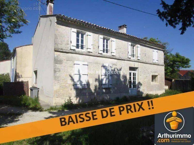 Maison à MATHA