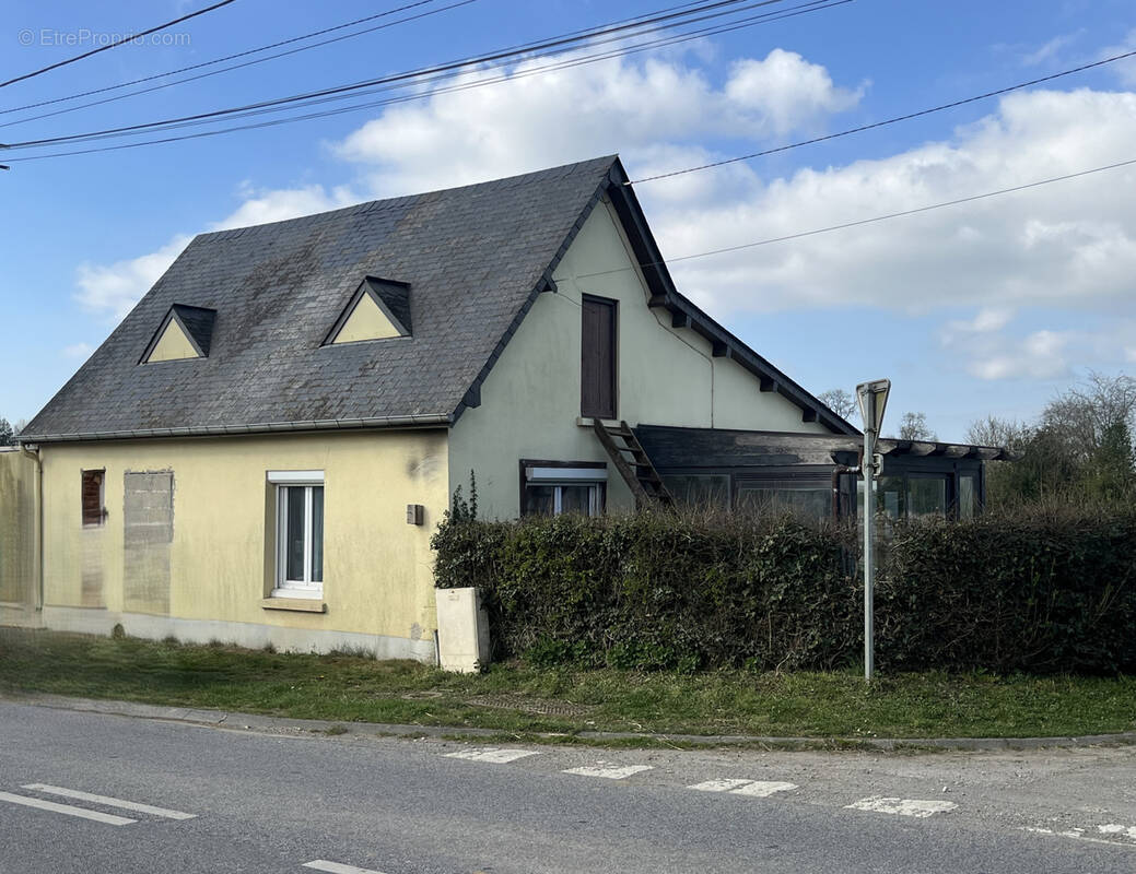 Maison à CALLENGEVILLE