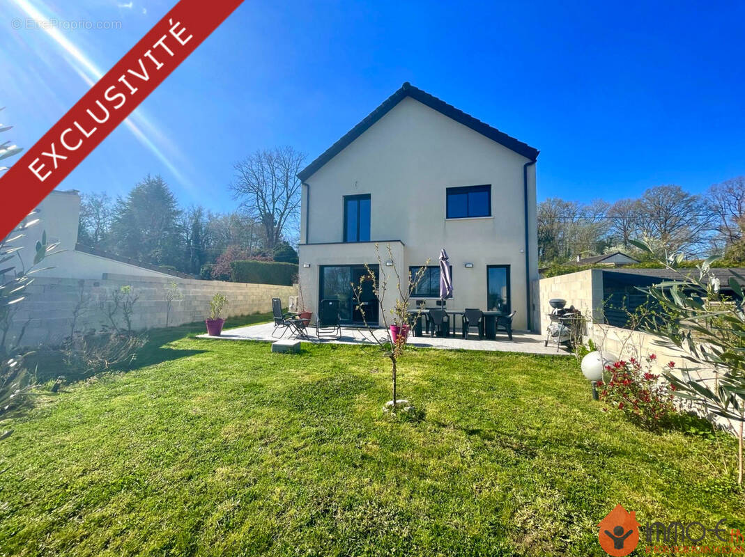 Maison à BAILLY-ROMAINVILLIERS