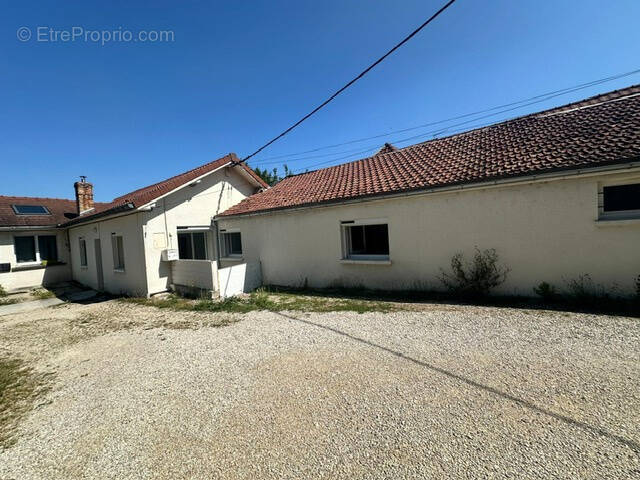 Maison à SAINT-ANDRE-LES-VERGERS
