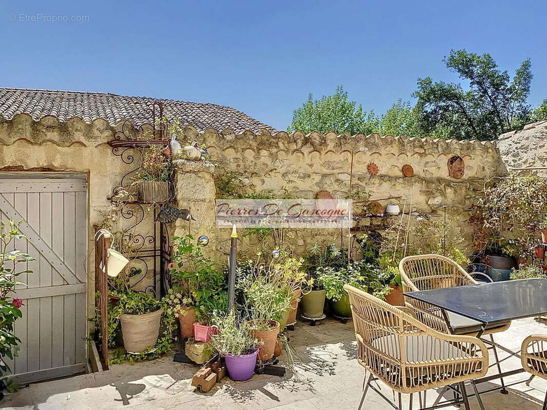 mas0039 - Maison à LECTOURE