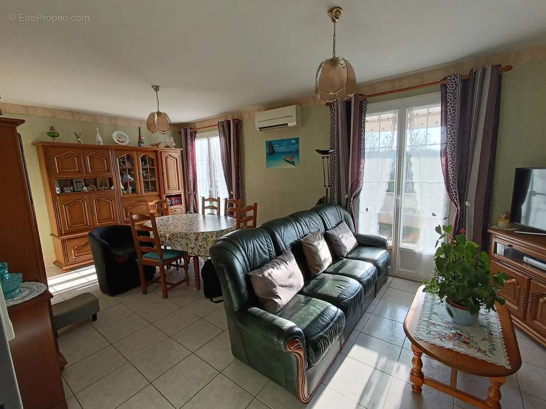 Maison à TAIZE-AIZIE