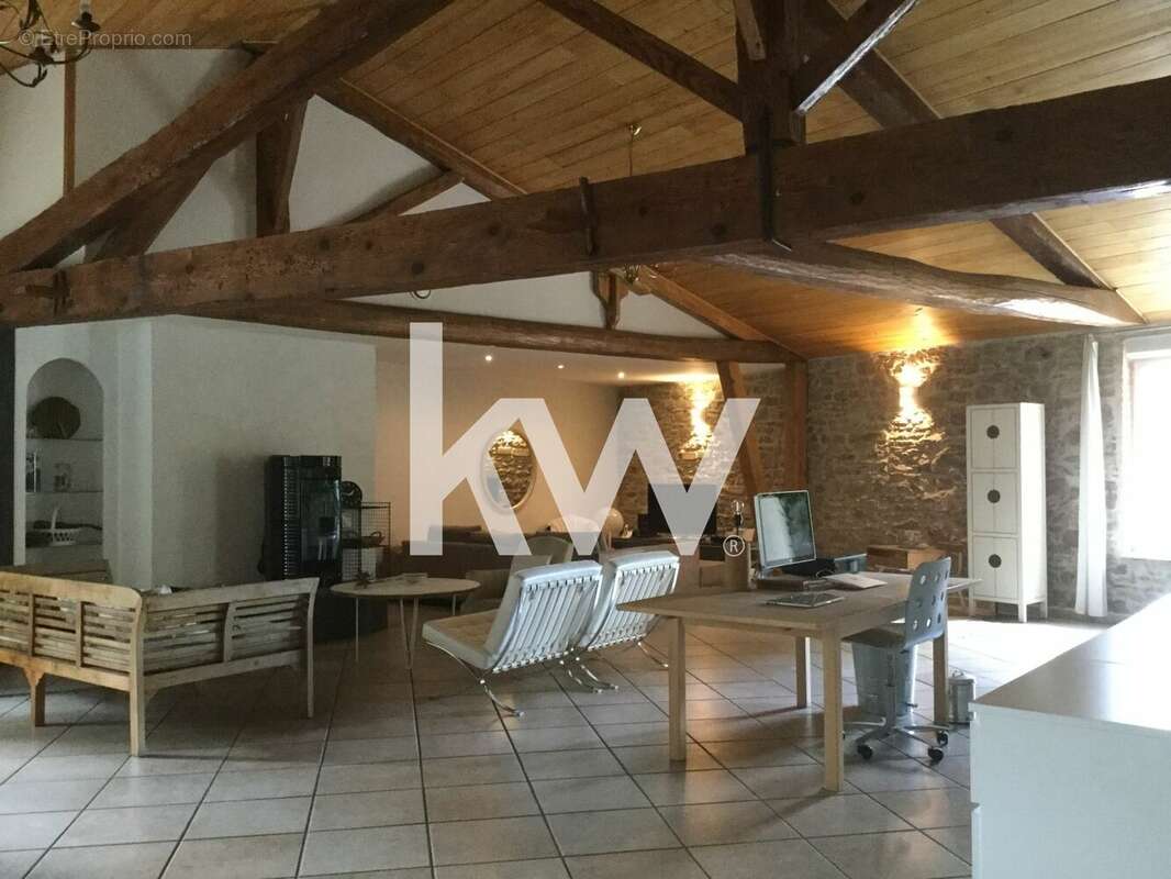 Appartement à SOUAL