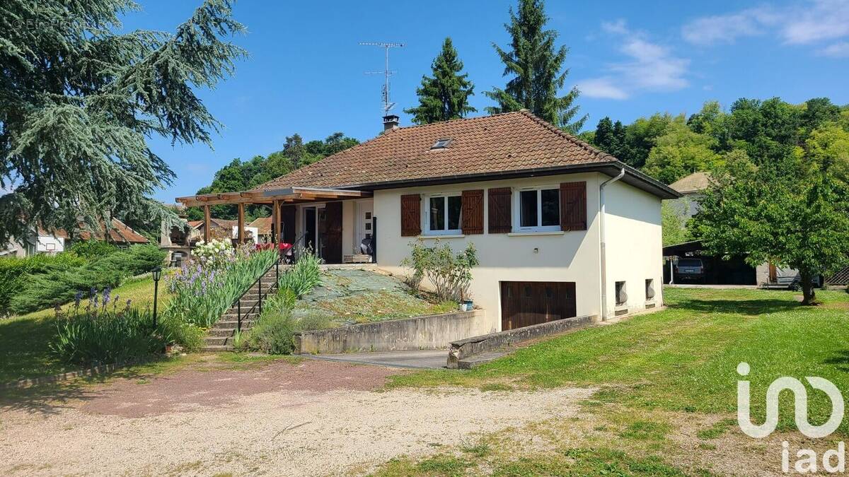 Photo 1 - Maison à LA TOUR-DU-PIN