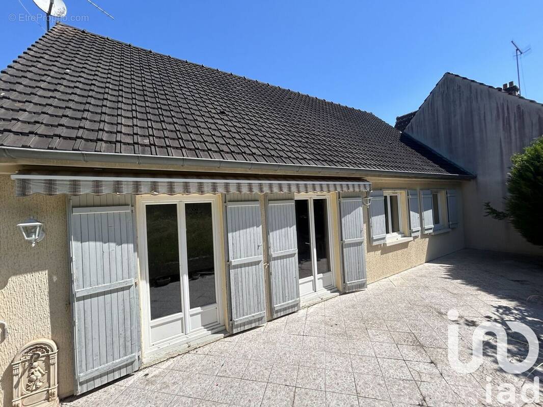 Photo 1 - Maison à NOGENT-L&#039;ARTAUD